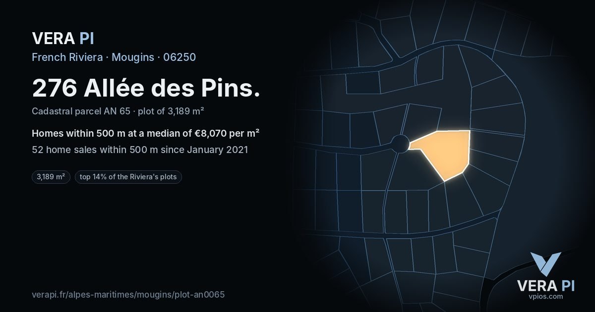 276 Allée des Pins, Mougins at night – the plot lit, the parcels around coloured by the prices near them