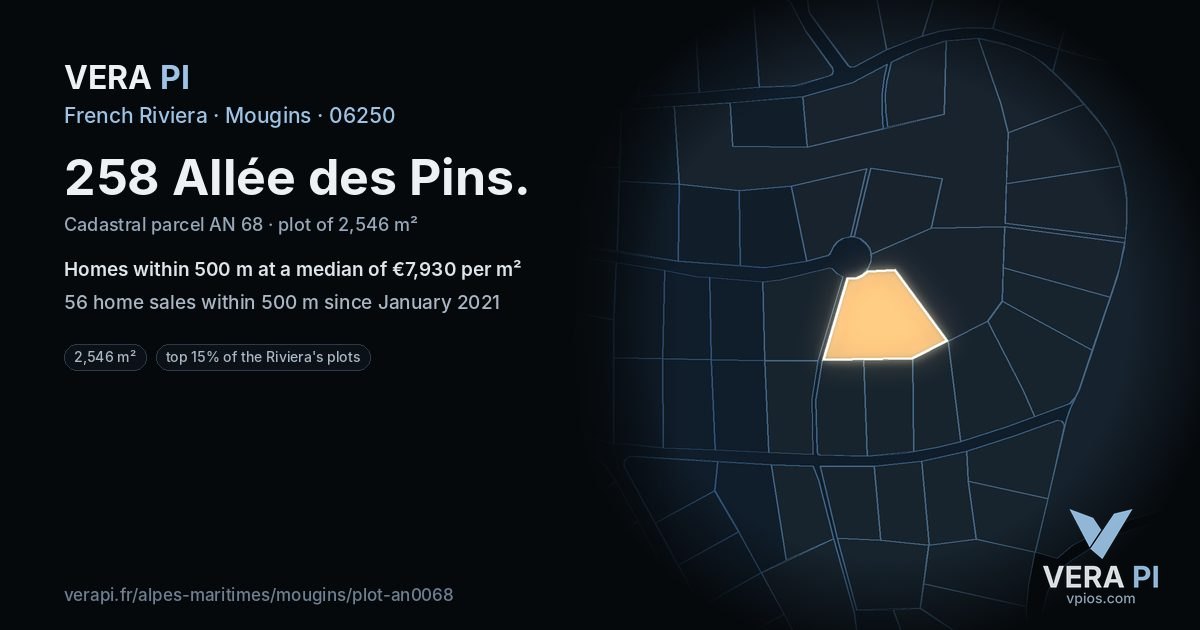 258 Allée des Pins, Mougins at night – the plot lit, the parcels around coloured by the prices near them