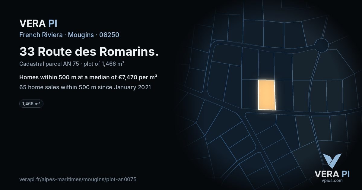 33 Route des Romarins, Mougins at night – the plot lit, the parcels around coloured by the prices near them