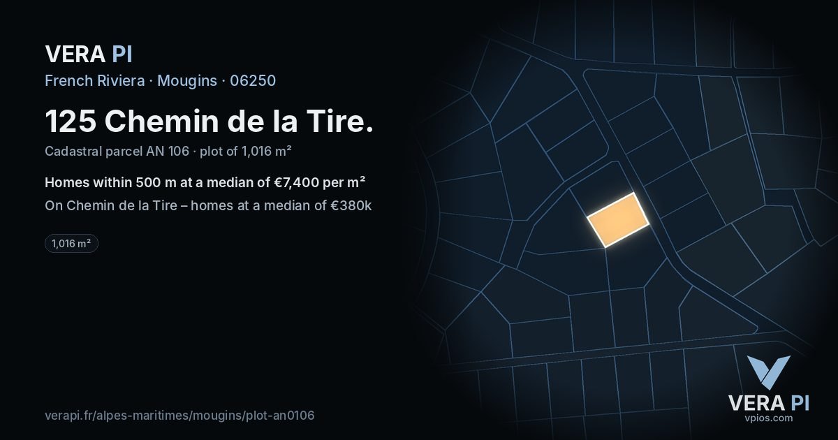 125 Chemin de la Tire, Mougins at night – the plot lit, the parcels around coloured by the prices near them