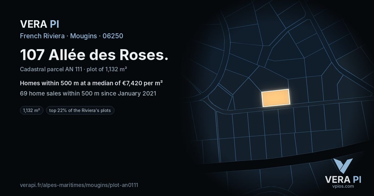 107 Allée des Roses, Mougins at night – the plot lit, the parcels around coloured by the prices near them