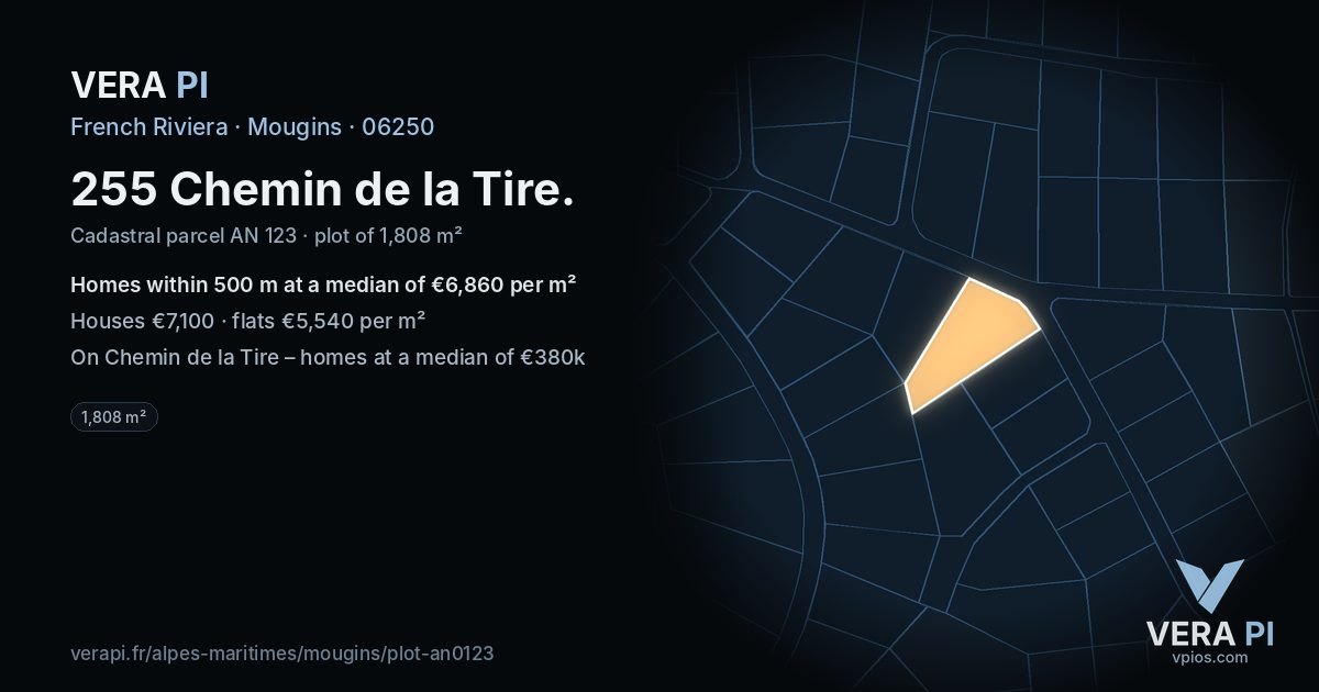 255 Chemin de la Tire, Mougins at night – the plot lit, the parcels around coloured by the prices near them