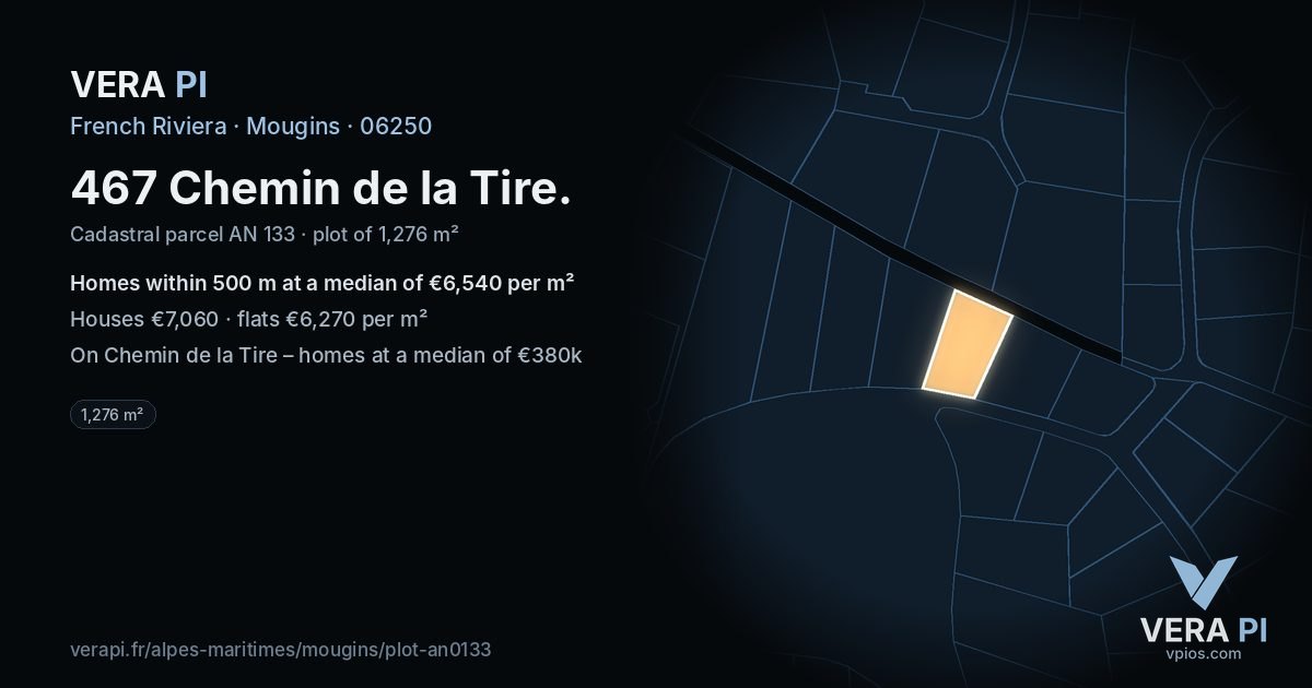 467 Chemin de la Tire, Mougins at night – the plot lit, the parcels around coloured by the prices near them