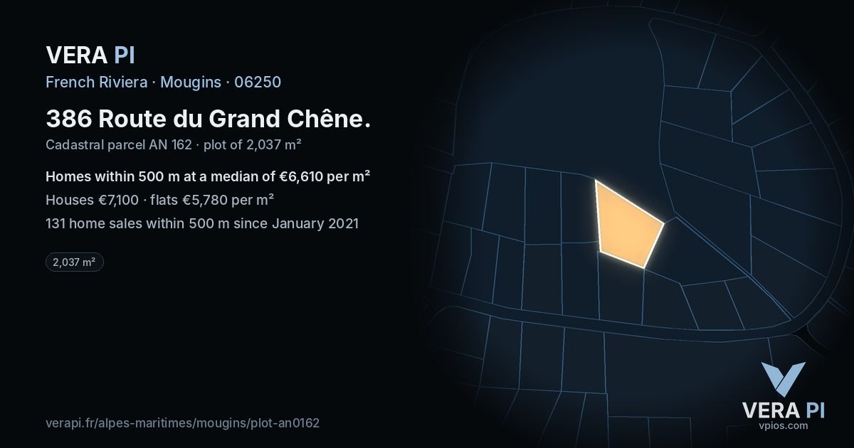 386 Route du Grand Chêne, Mougins at night – the plot lit, the parcels around coloured by the prices near them