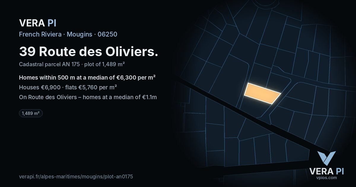 39 Route des Oliviers, Mougins at night – the plot lit, the parcels around coloured by the prices near them
