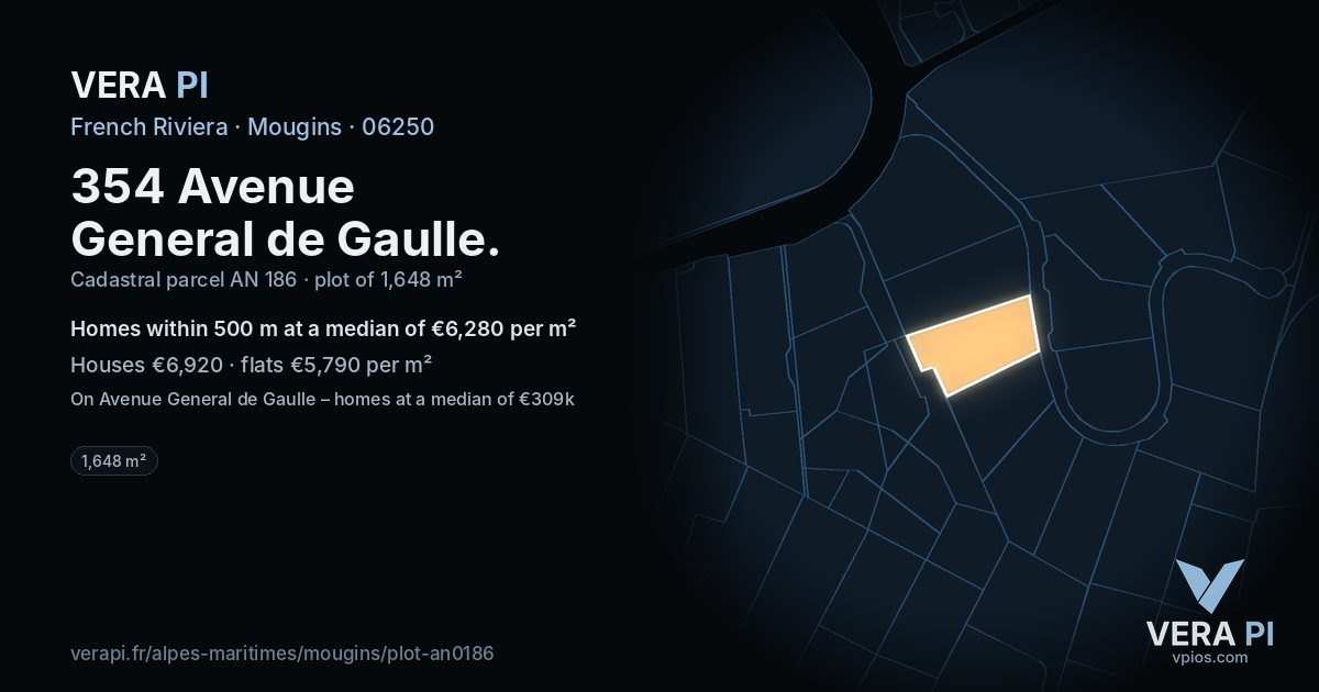 354 Avenue General de Gaulle, Mougins at night – the plot lit, the parcels around coloured by the prices near them