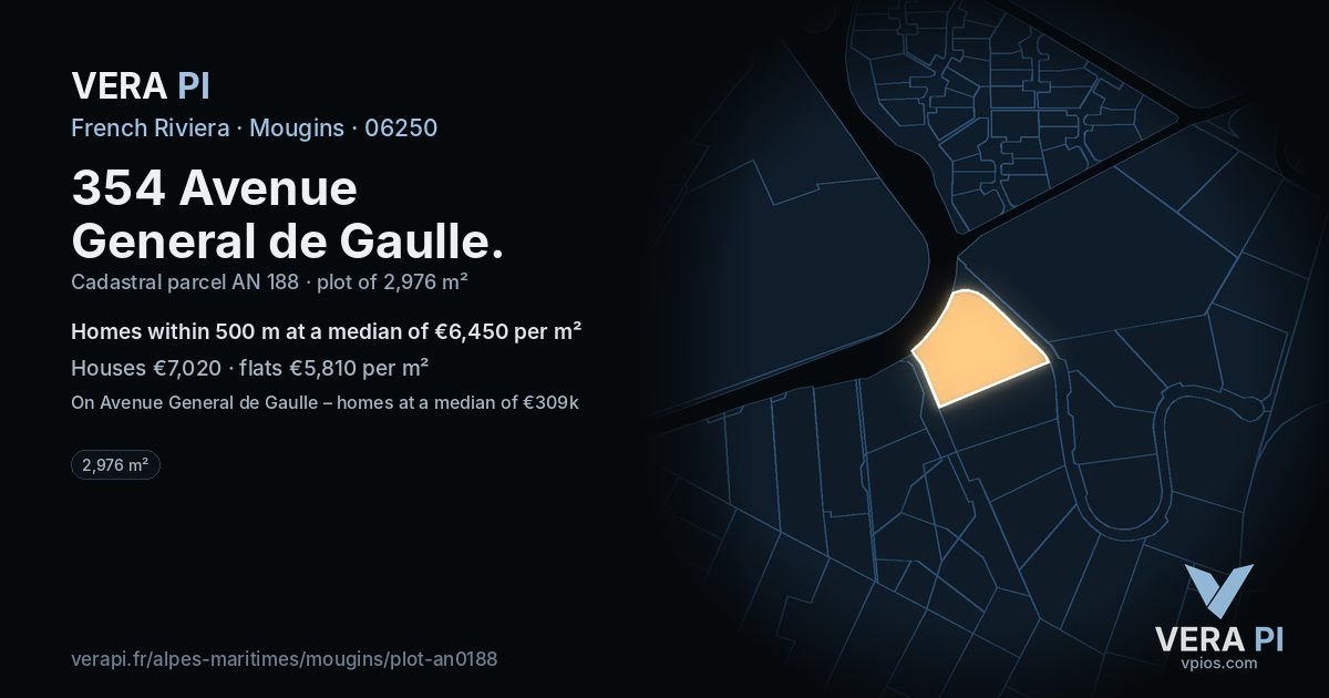 354 Avenue General de Gaulle, Mougins at night – the plot lit, the parcels around coloured by the prices near them