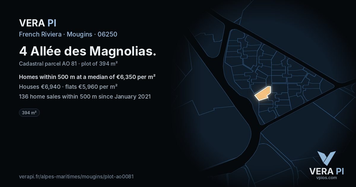 4 Allée des Magnolias, Mougins at night – the plot lit, the parcels around coloured by the prices near them