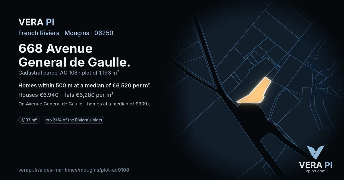 668 Avenue General de Gaulle, Mougins at night – the plot lit, the parcels around coloured by the prices near them