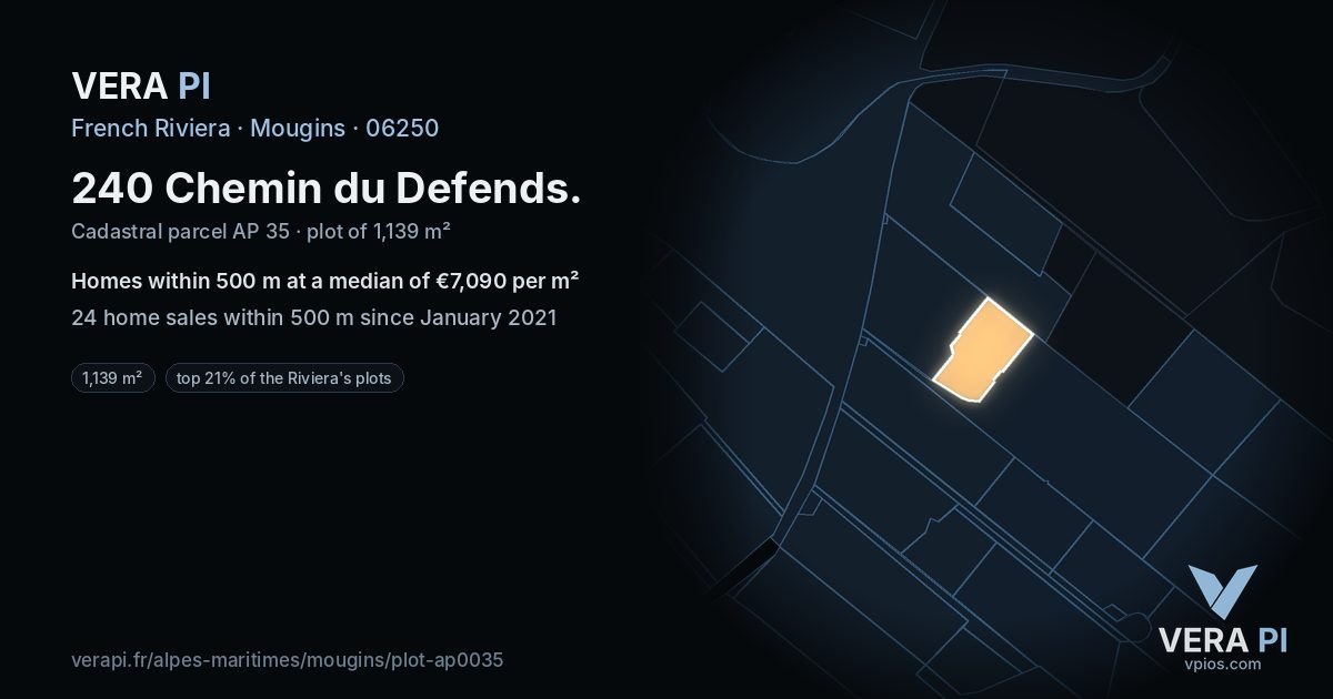 240 Chemin du Defends, Mougins at night – the plot lit, the parcels around coloured by the prices near them
