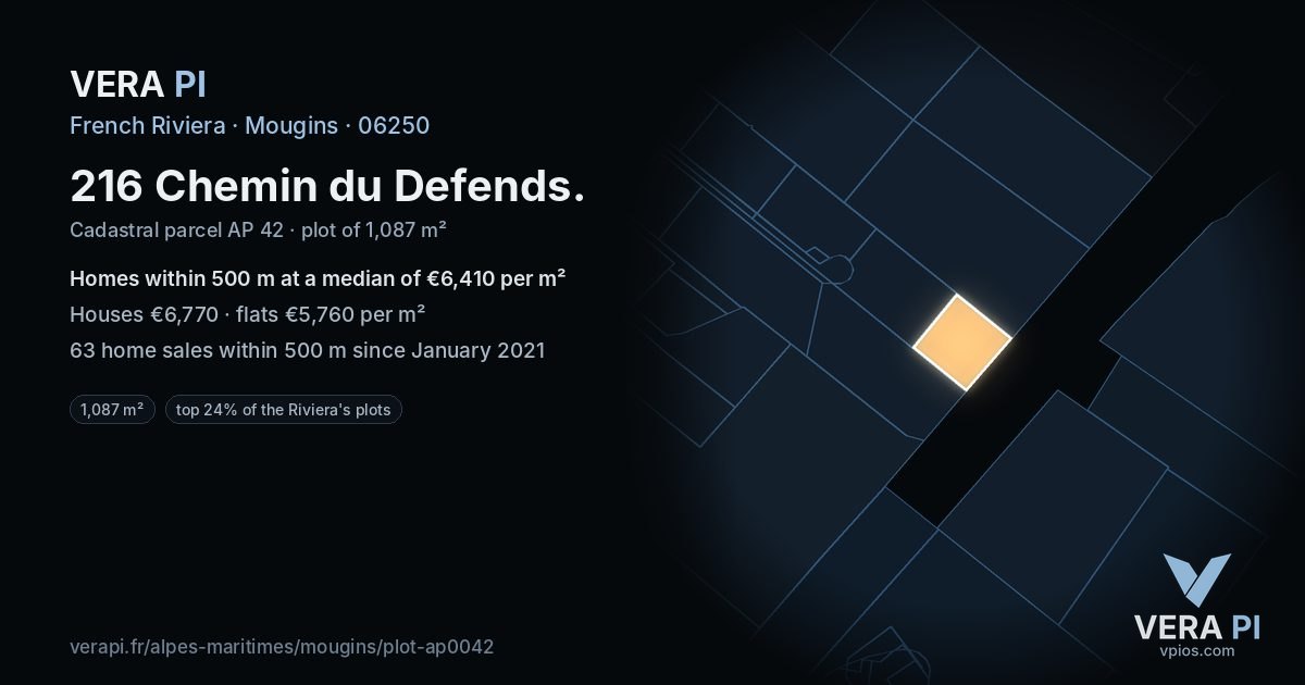 216 Chemin du Defends, Mougins at night – the plot lit, the parcels around coloured by the prices near them