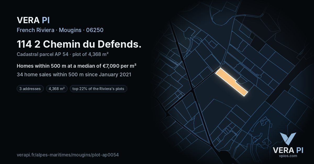 114 2 Chemin du Defends, Mougins at night – the plot lit, the parcels around coloured by the prices near them