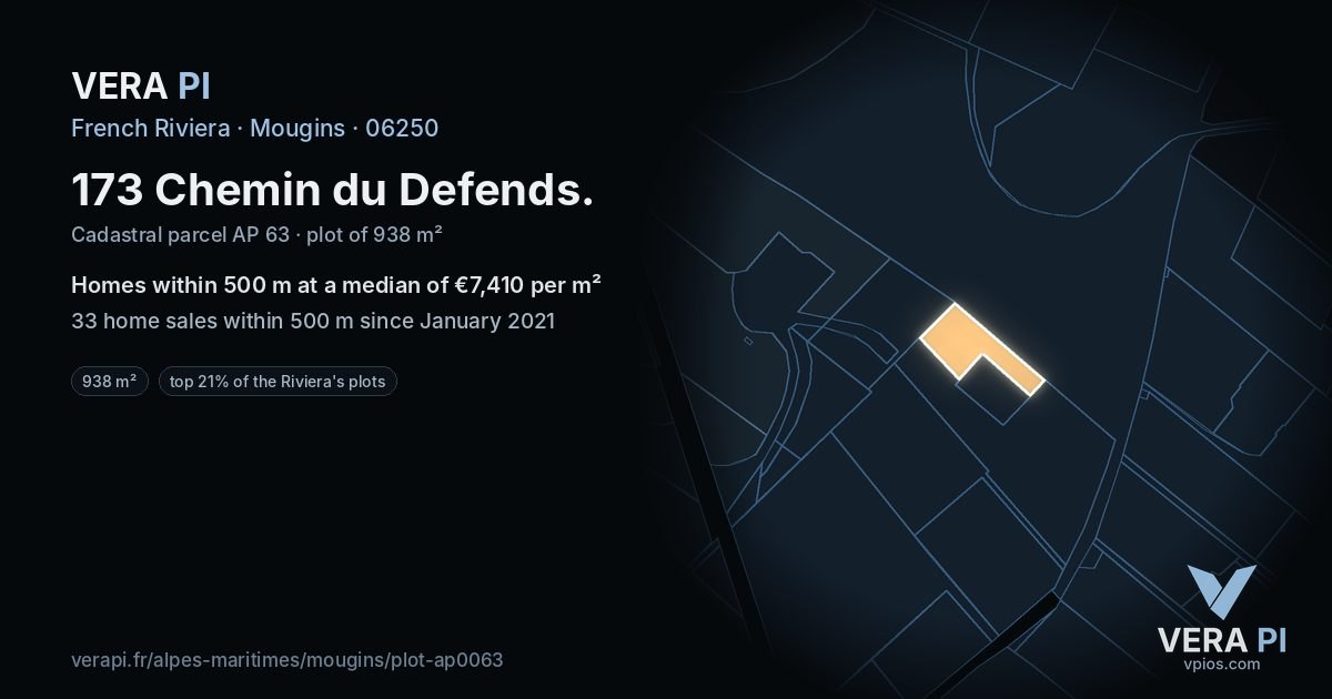 173 Chemin du Defends, Mougins at night – the plot lit, the parcels around coloured by the prices near them