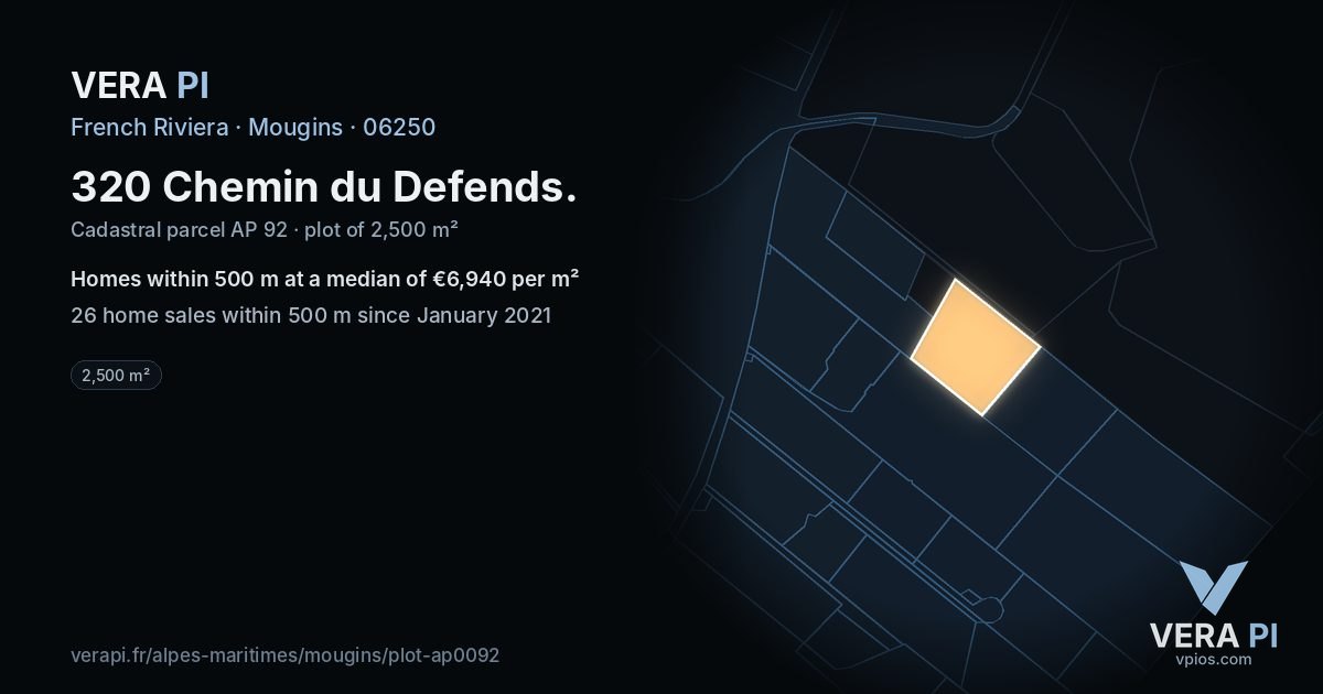 320 Chemin du Defends, Mougins at night – the plot lit, the parcels around coloured by the prices near them