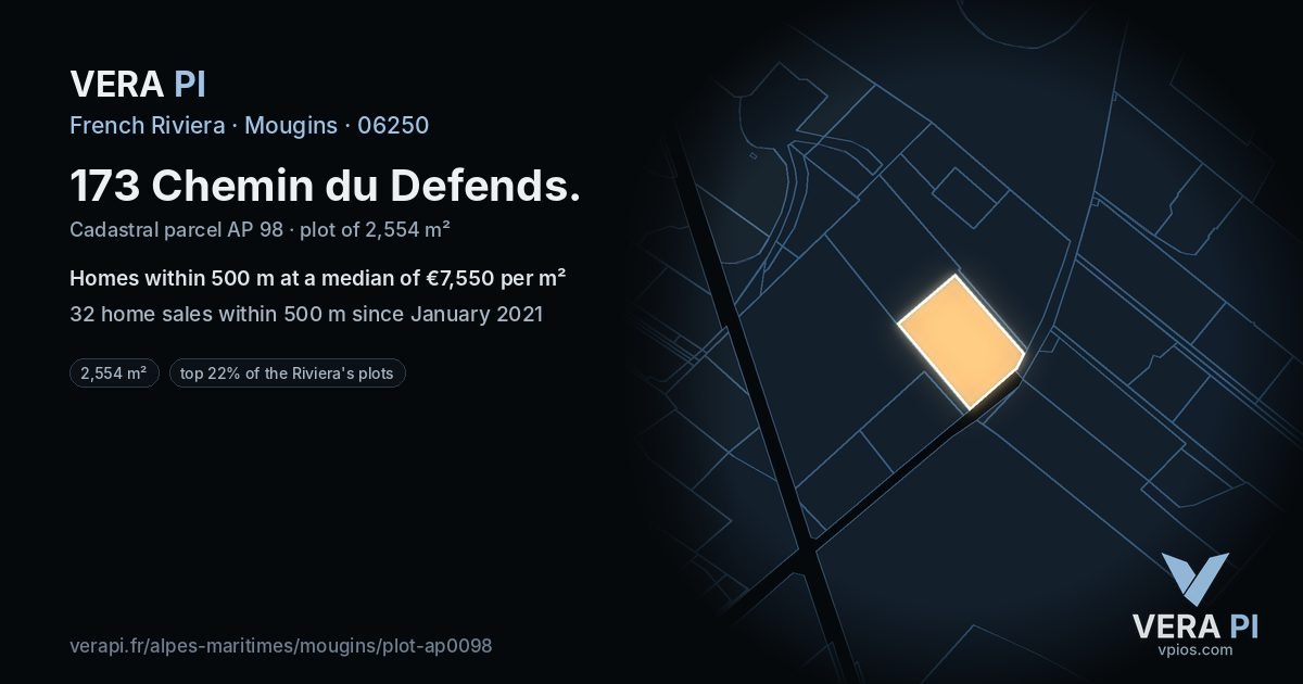 173 Chemin du Defends, Mougins at night – the plot lit, the parcels around coloured by the prices near them