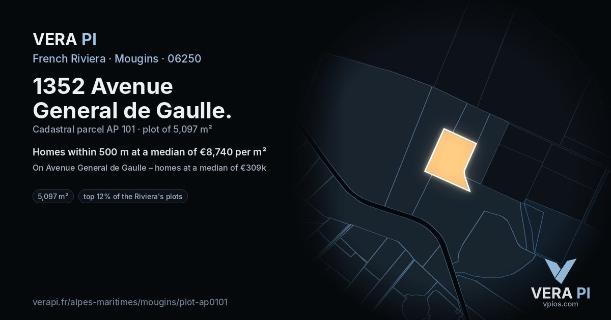 1352 Avenue General de Gaulle, Mougins at night – the plot lit, the parcels around coloured by the prices near them