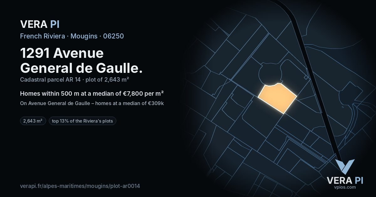 1291 Avenue General de Gaulle, Mougins at night – the plot lit, the parcels around coloured by the prices near them