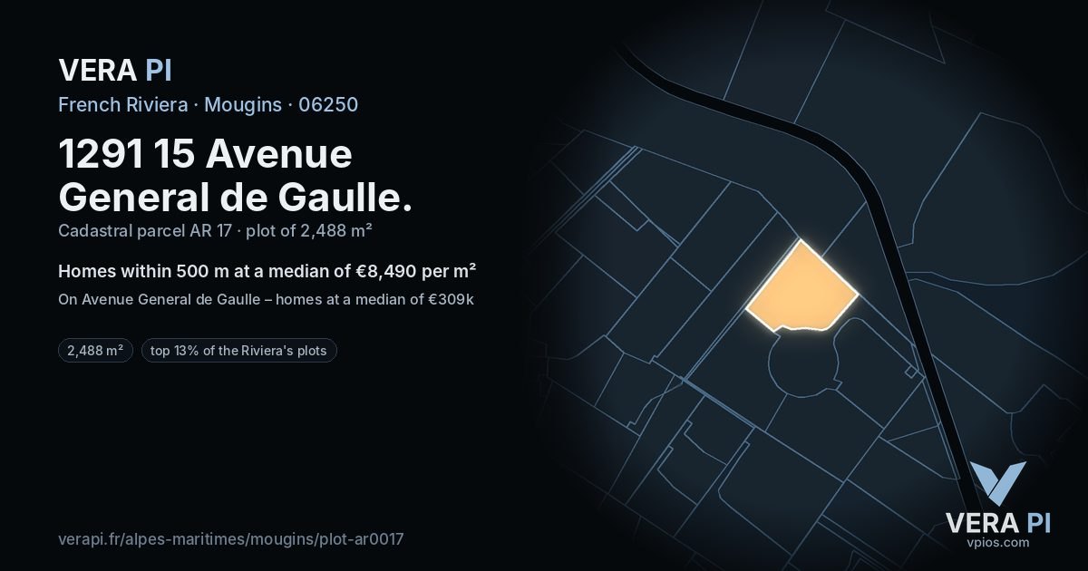 1291 15 Avenue General de Gaulle, Mougins at night – the plot lit, the parcels around coloured by the prices near them