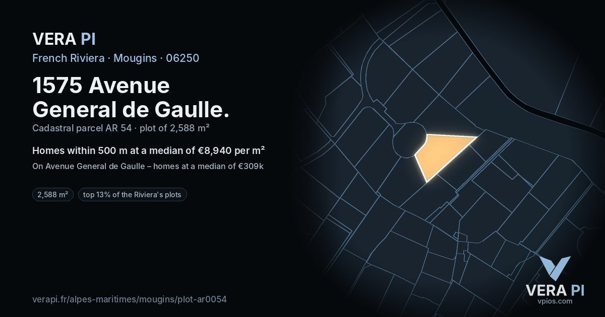 1575 Avenue General de Gaulle, Mougins at night – the plot lit, the parcels around coloured by the prices near them