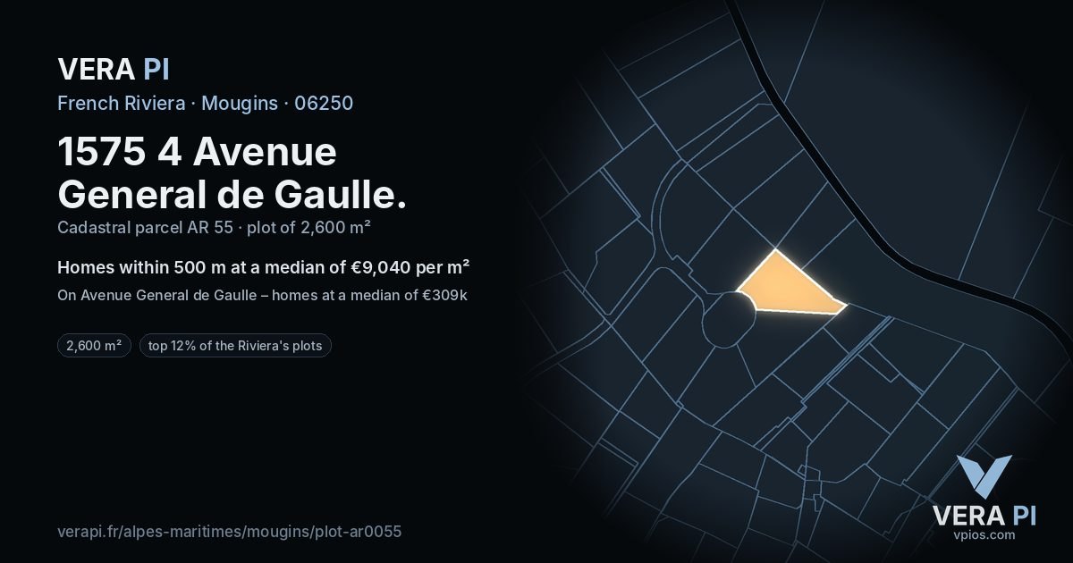 1575 4 Avenue General de Gaulle, Mougins at night – the plot lit, the parcels around coloured by the prices near them