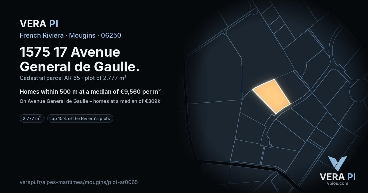 1575 17 Avenue General de Gaulle, Mougins at night – the plot lit, the parcels around coloured by the prices near them
