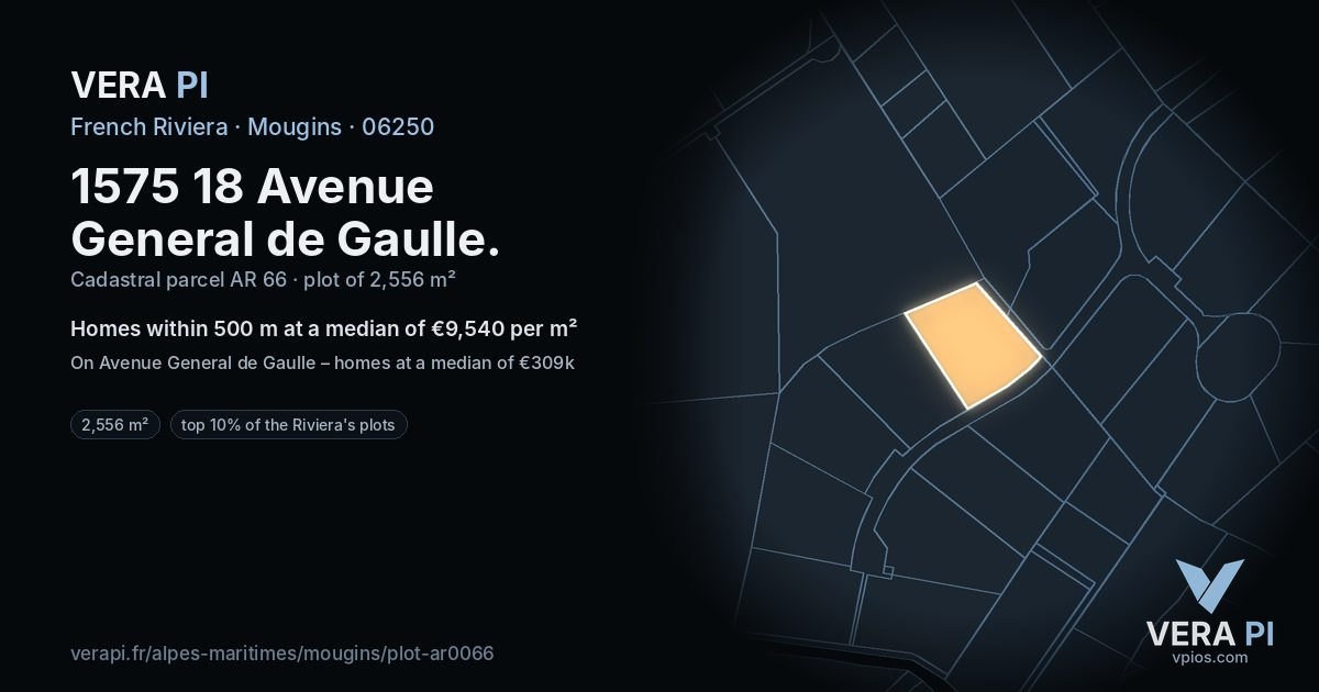 1575 18 Avenue General de Gaulle, Mougins at night – the plot lit, the parcels around coloured by the prices near them