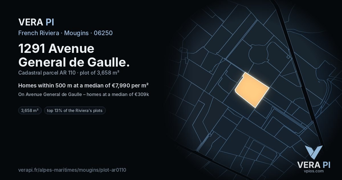 1291 Avenue General de Gaulle, Mougins at night – the plot lit, the parcels around coloured by the prices near them