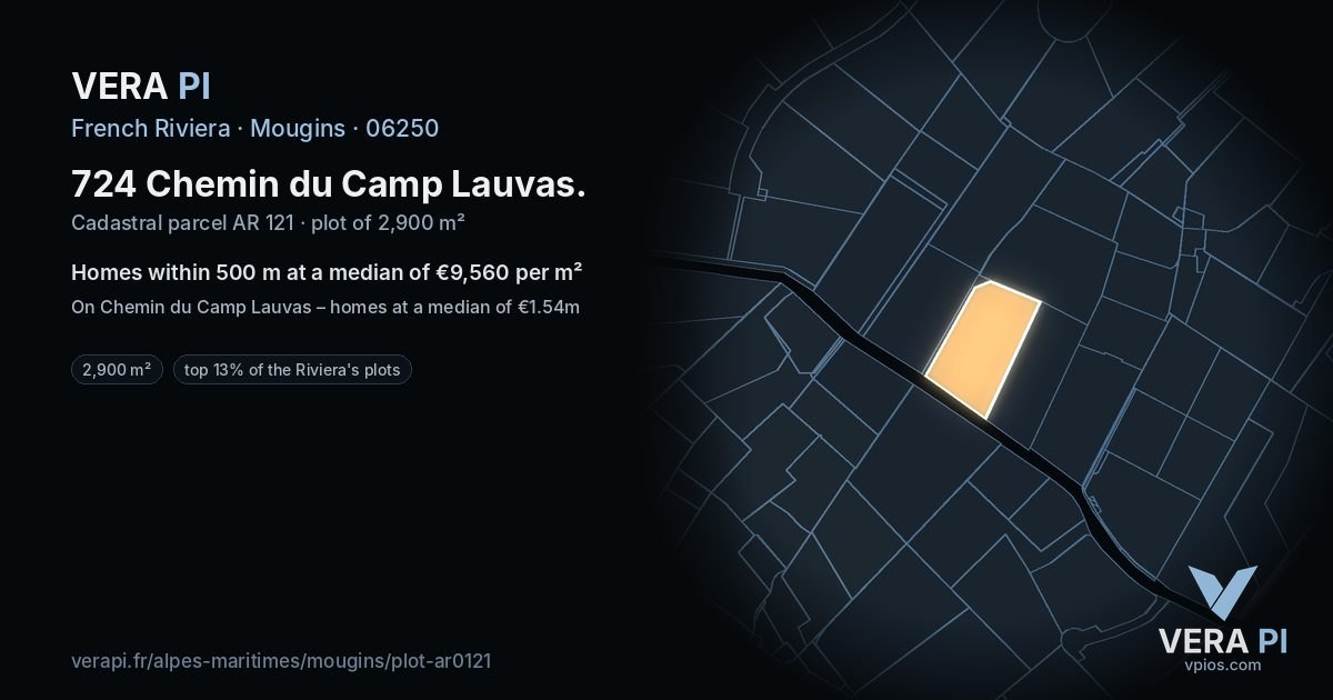 724 Chemin du Camp Lauvas, Mougins at night – the plot lit, the parcels around coloured by the prices near them