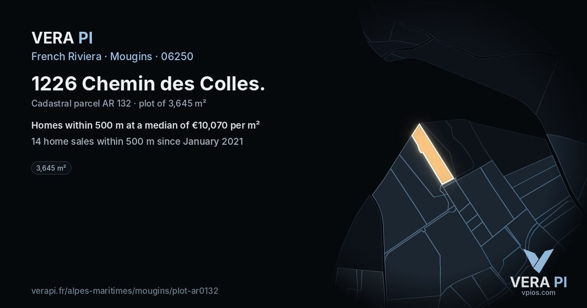 1226 Chemin des Colles, Mougins at night – the plot lit, the parcels around coloured by the prices near them