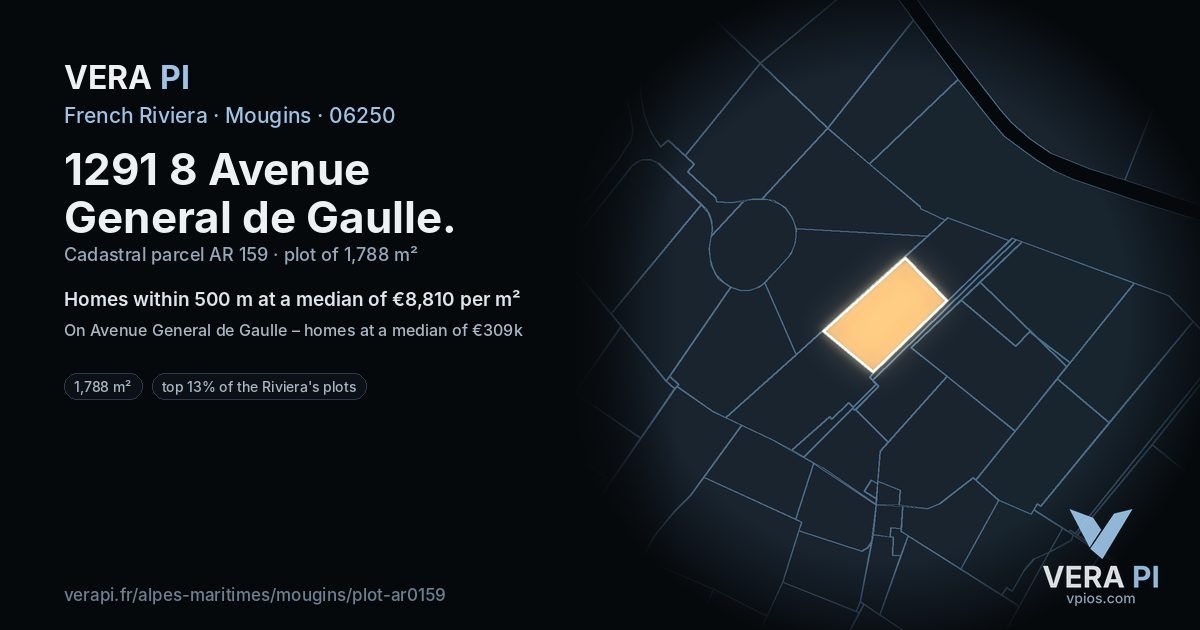 1291 8 Avenue General de Gaulle, Mougins at night – the plot lit, the parcels around coloured by the prices near them