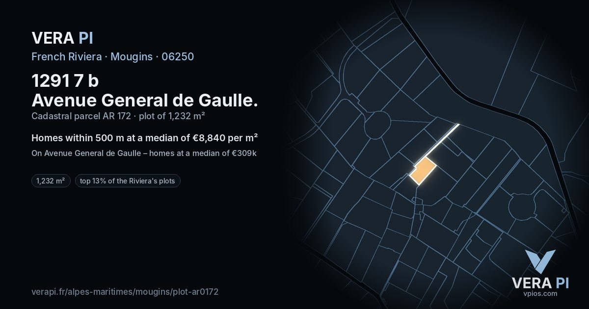 1291 7 b Avenue General de Gaulle, Mougins at night – the plot lit, the parcels around coloured by the prices near them