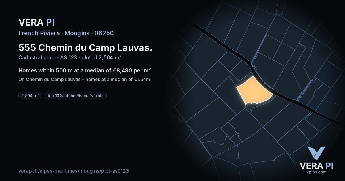 555 Chemin du Camp Lauvas, Mougins at night – the plot lit, the parcels around coloured by the prices near them