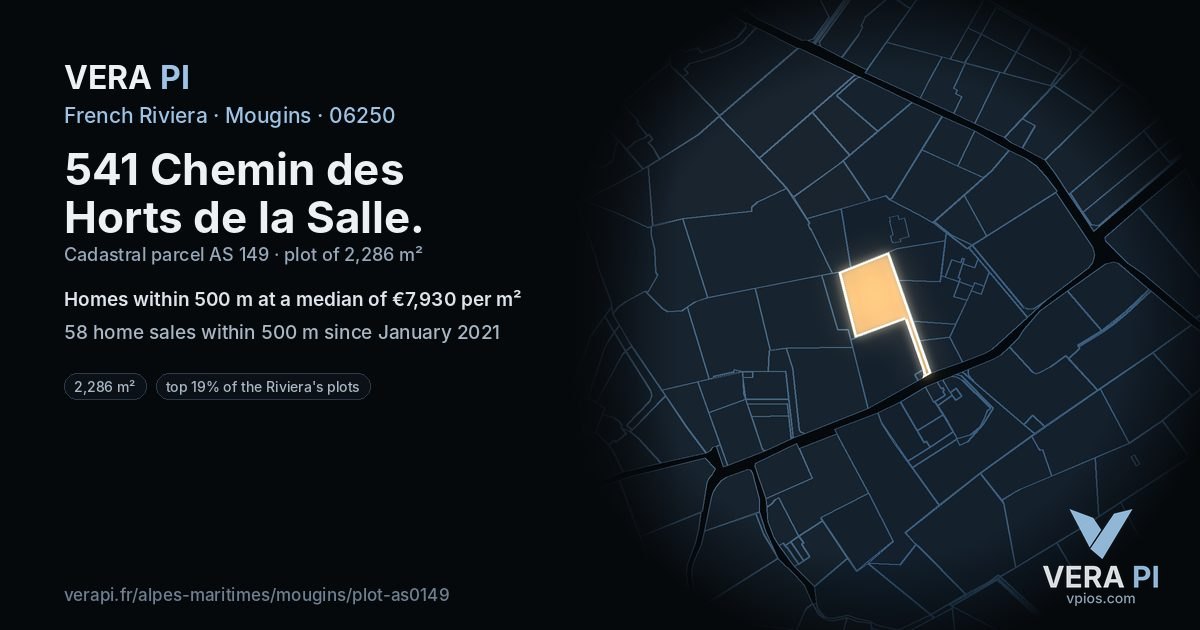 541 Chemin des Horts de la Salle, Mougins at night – the plot lit, the parcels around coloured by the prices near them