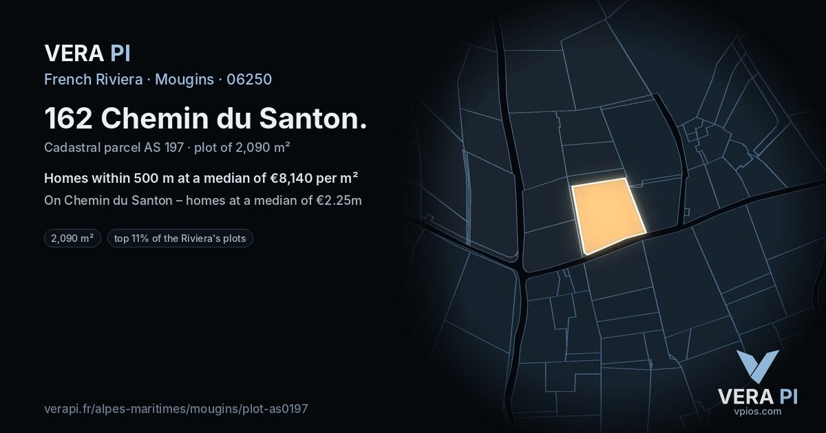 162 Chemin du Santon, Mougins at night – the plot lit, the parcels around coloured by the prices near them