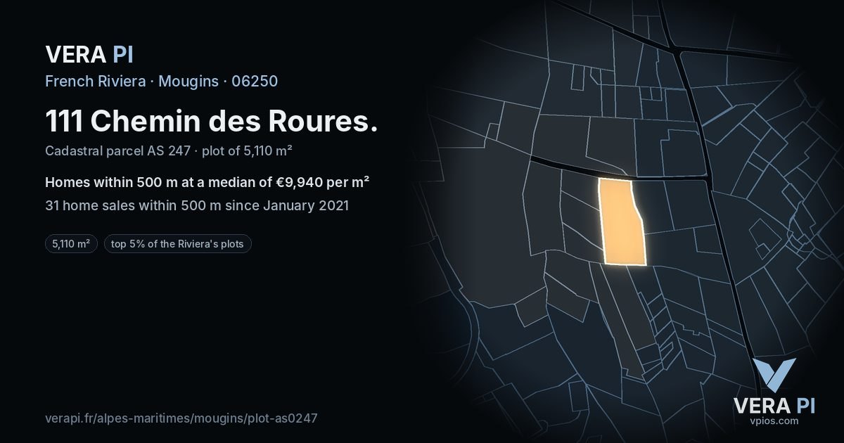 111 Chemin des Roures, Mougins at night – the plot lit, the parcels around coloured by the prices near them