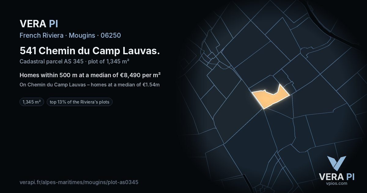 541 Chemin du Camp Lauvas, Mougins at night – the plot lit, the parcels around coloured by the prices near them