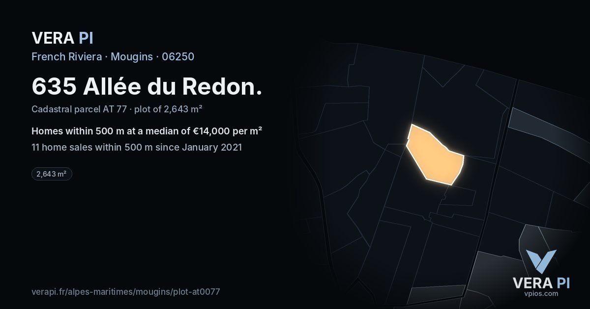 635 Allée du Redon, Mougins at night – the plot lit, the parcels around coloured by the prices near them