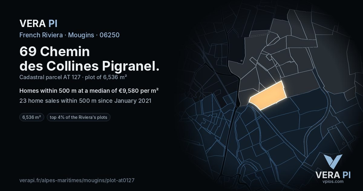 69 Chemin des Collines Pigranel, Mougins at night – the plot lit, the parcels around coloured by the prices near them