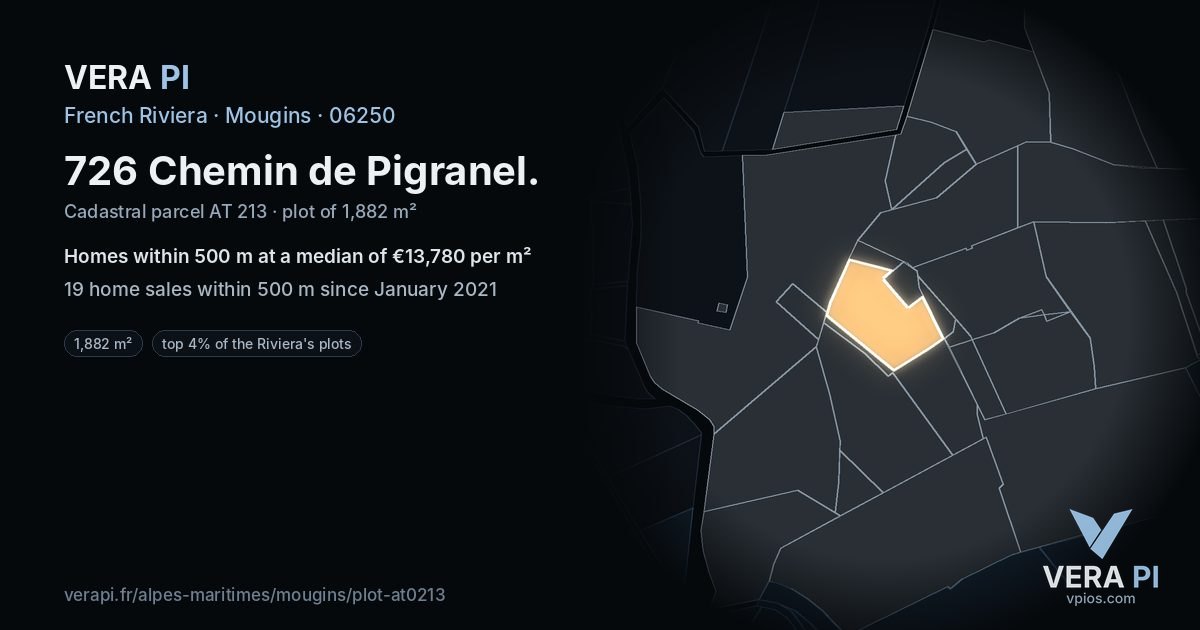 726 Chemin de Pigranel, Mougins at night – the plot lit, the parcels around coloured by the prices near them