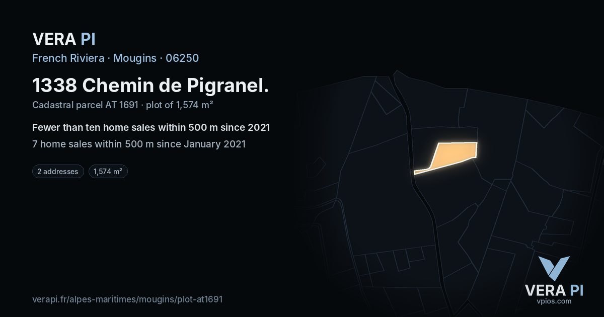 1338 Chemin de Pigranel, Mougins at night – the plot lit, the parcels around coloured by the prices near them
