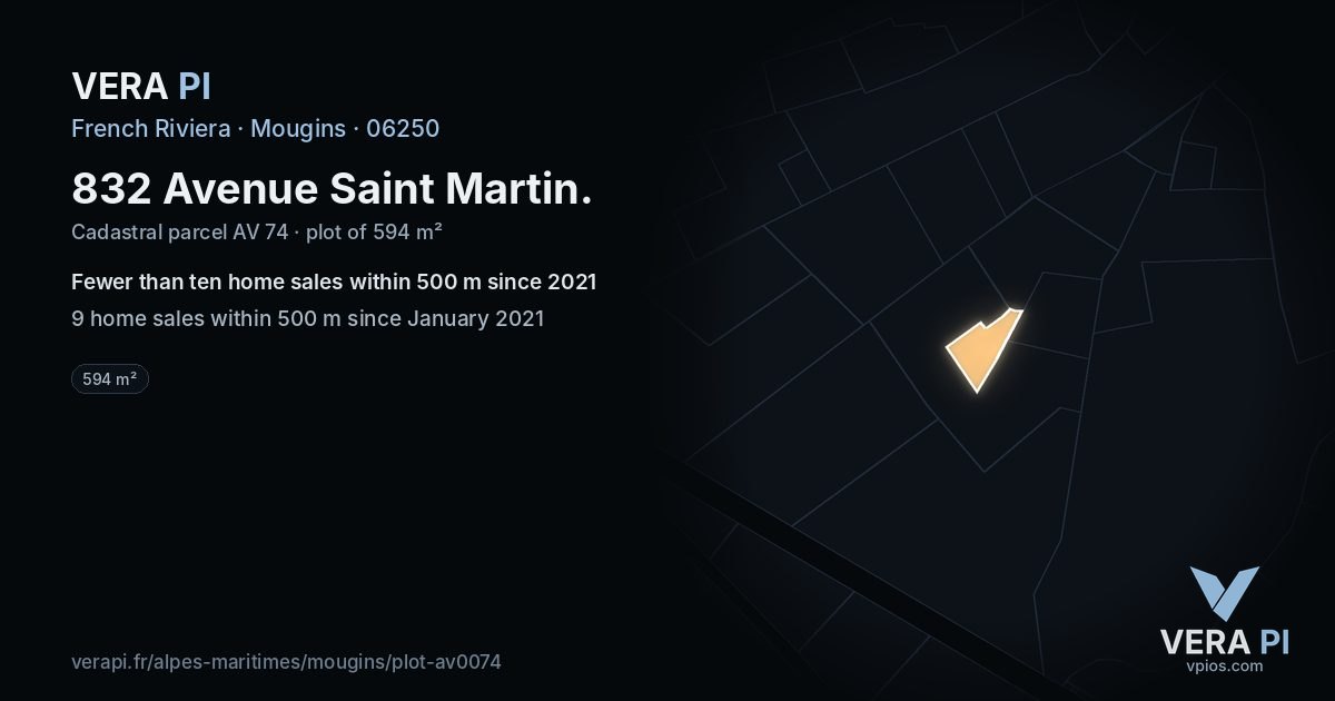 832 Avenue Saint Martin, Mougins at night – the plot lit, the parcels around coloured by the prices near them