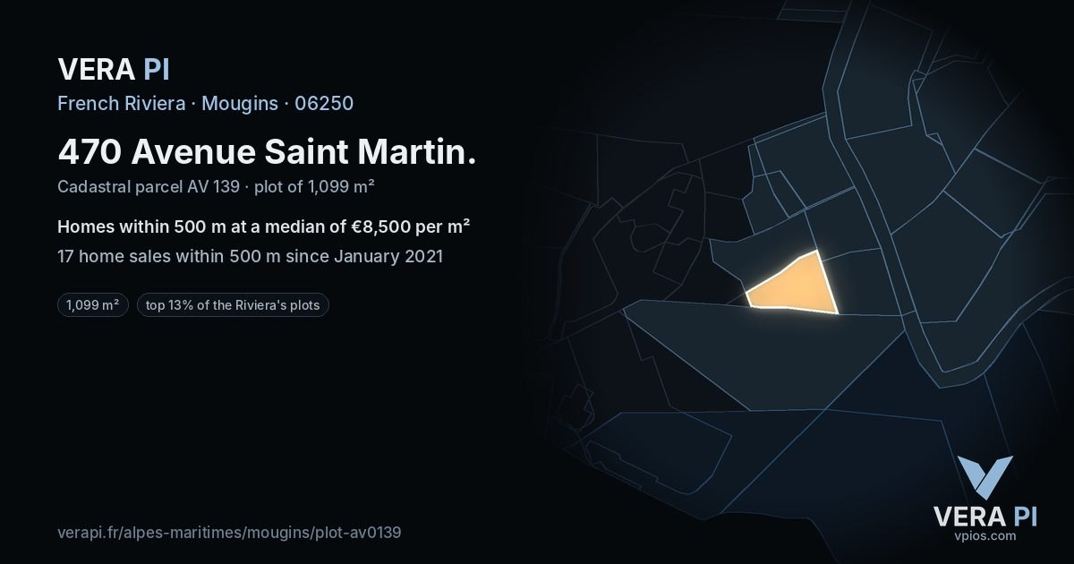 470 Avenue Saint Martin, Mougins at night – the plot lit, the parcels around coloured by the prices near them