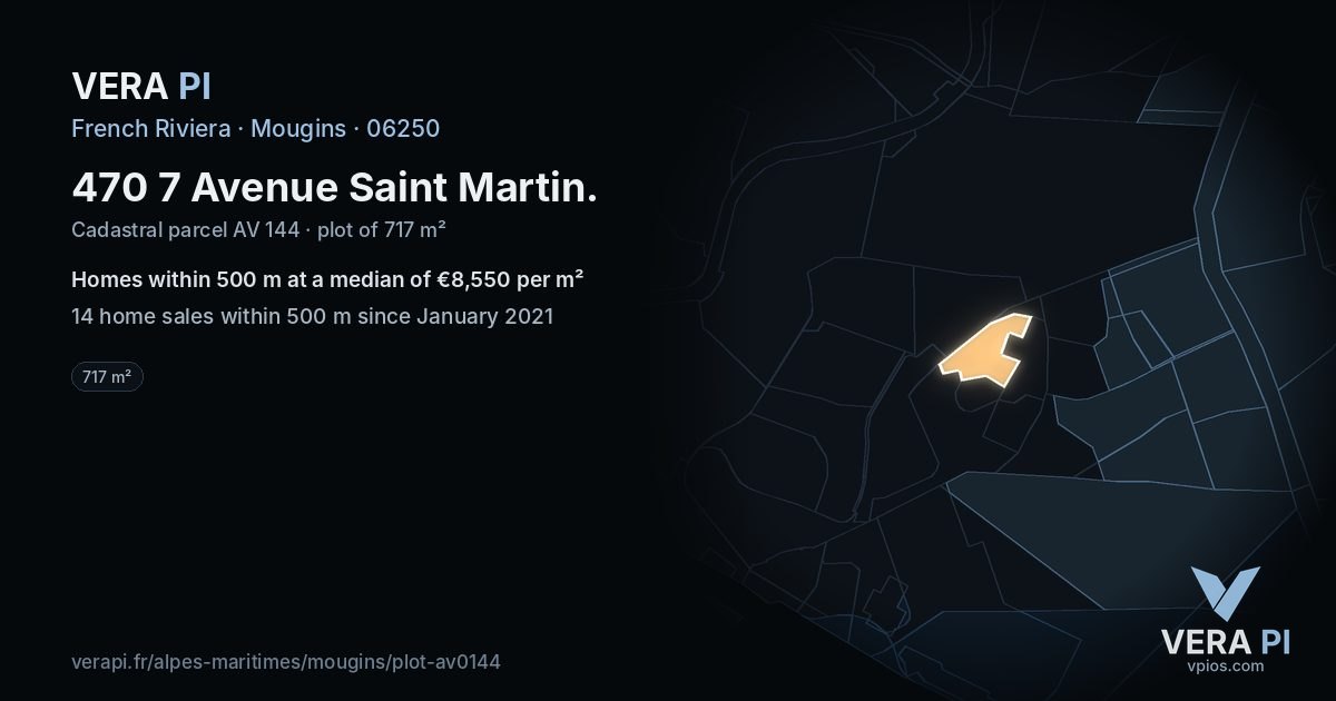 470 7 Avenue Saint Martin, Mougins at night – the plot lit, the parcels around coloured by the prices near them