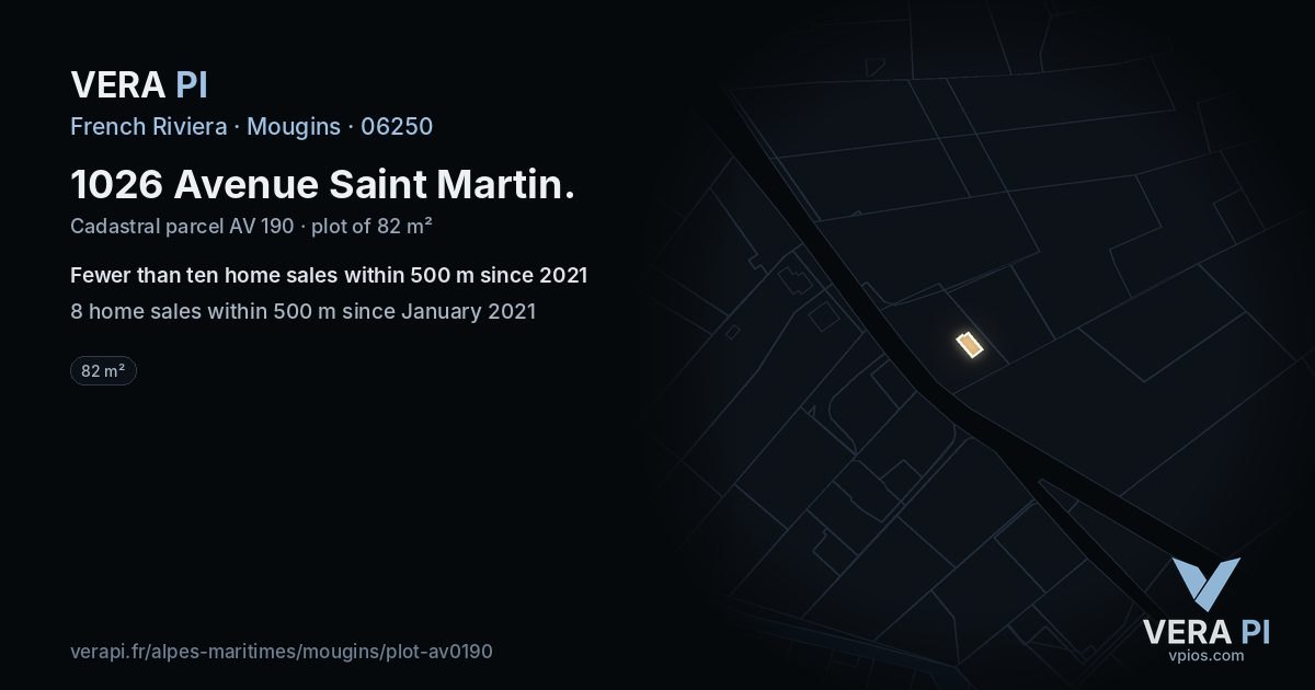 1026 Avenue Saint Martin, Mougins at night – the plot lit, the parcels around coloured by the prices near them