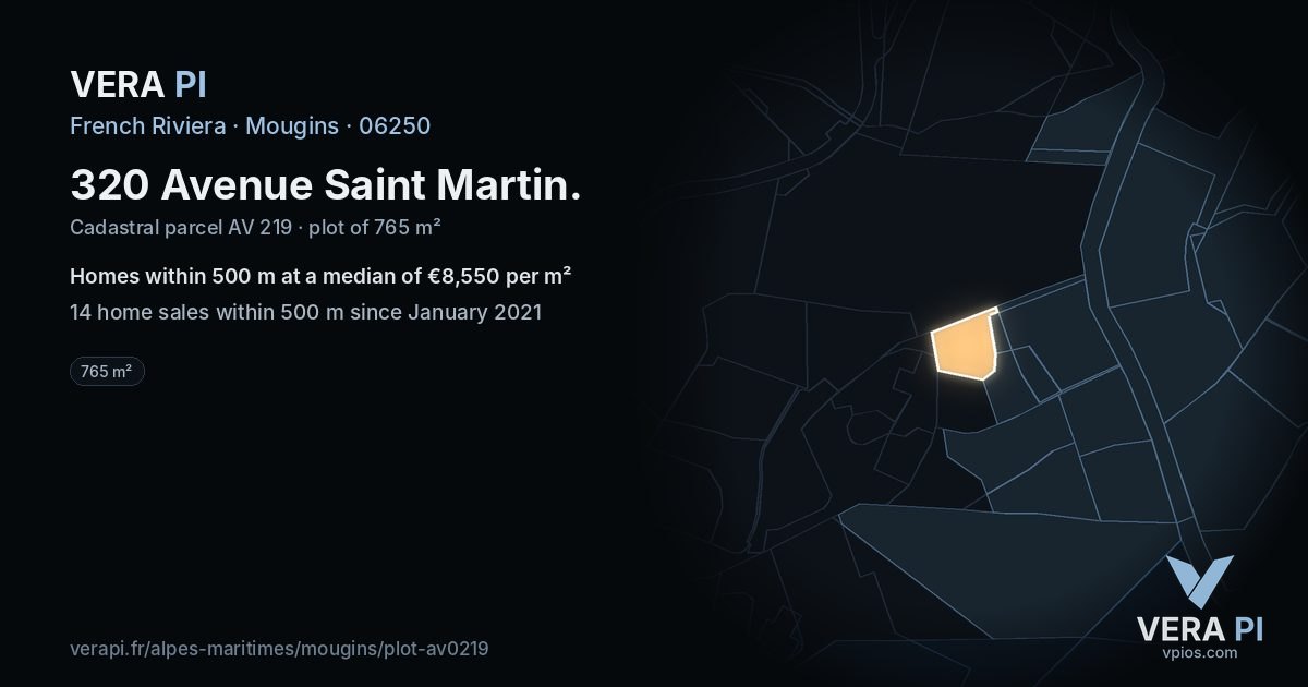320 Avenue Saint Martin, Mougins at night – the plot lit, the parcels around coloured by the prices near them