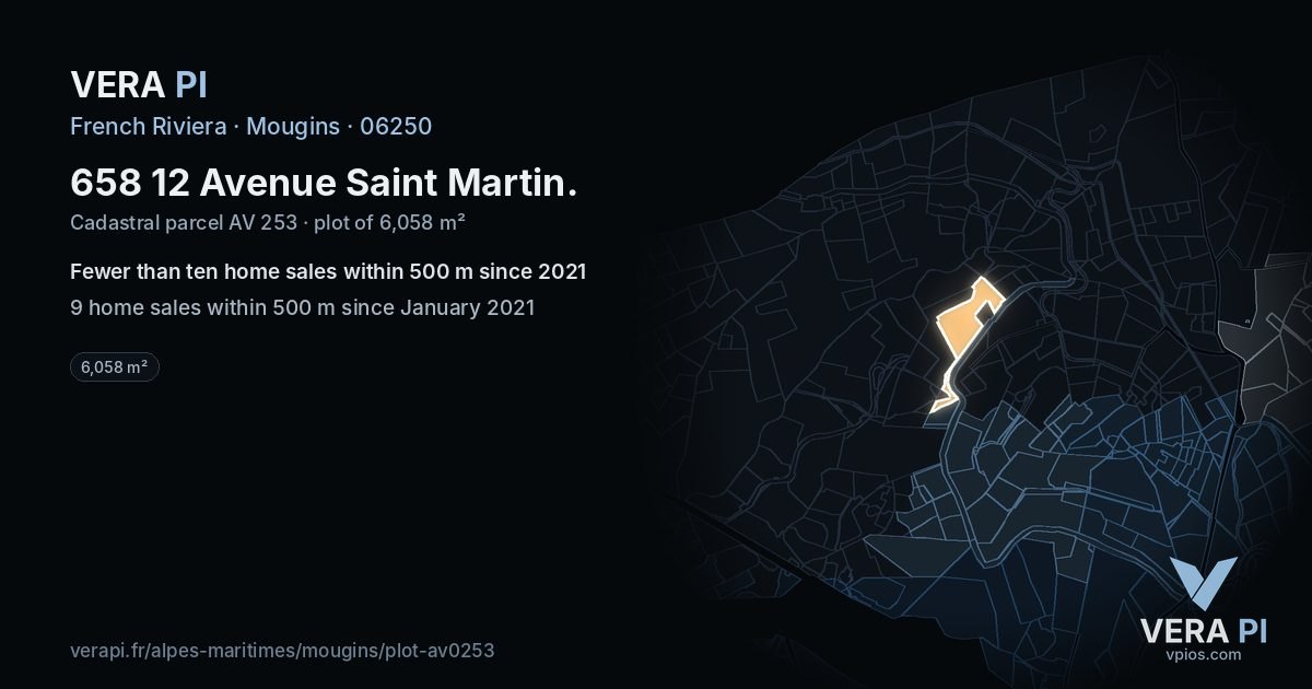 658 12 Avenue Saint Martin, Mougins at night – the plot lit, the parcels around coloured by the prices near them