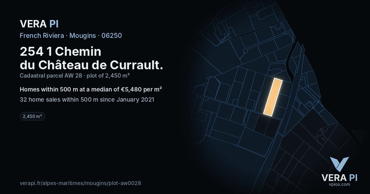 254 1 Chemin du Château de Currault, Mougins at night – the plot lit, the parcels around coloured by the prices near them