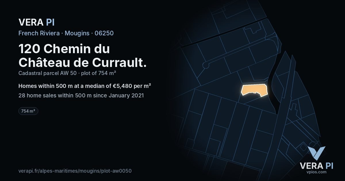 120 Chemin du Château de Currault, Mougins at night – the plot lit, the parcels around coloured by the prices near them
