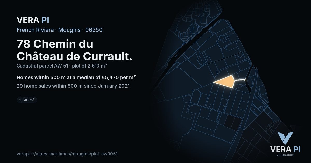 78 Chemin du Château de Currault, Mougins at night – the plot lit, the parcels around coloured by the prices near them
