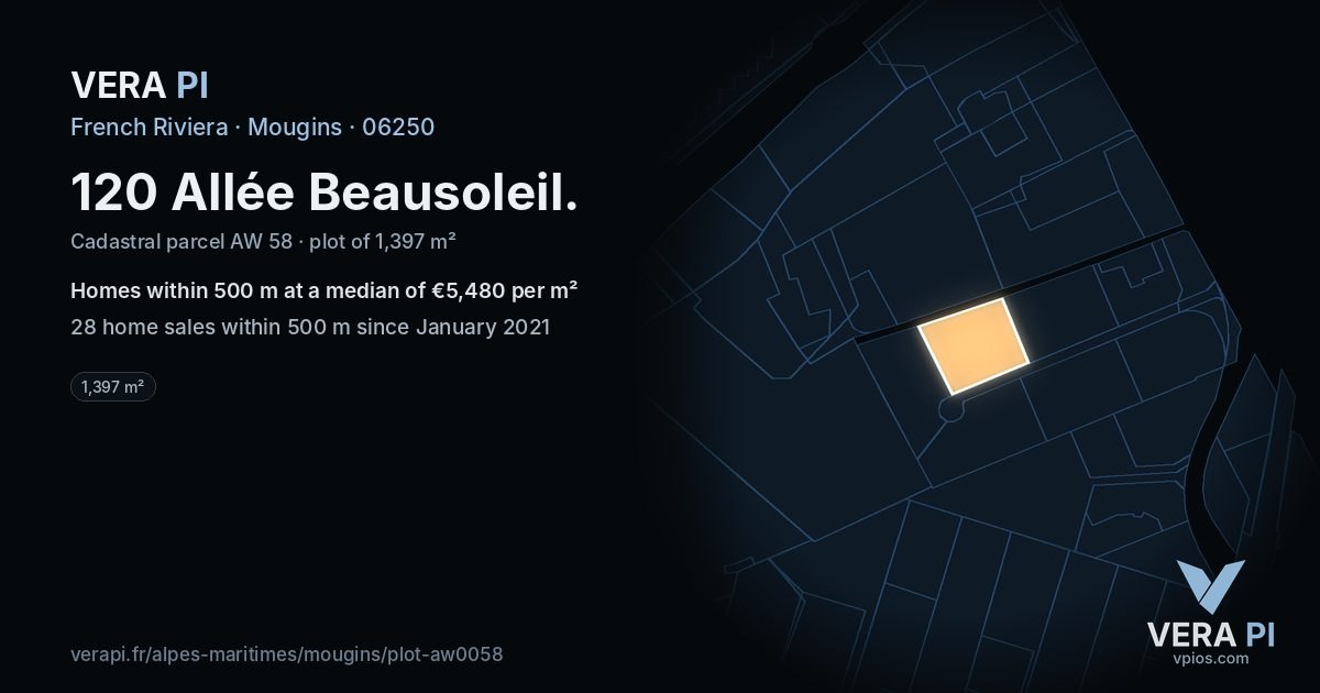 120 Allée Beausoleil, Mougins at night – the plot lit, the parcels around coloured by the prices near them
